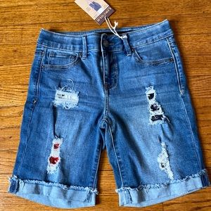 NWT Lincoln Outfitters Distressed Jean Shorts